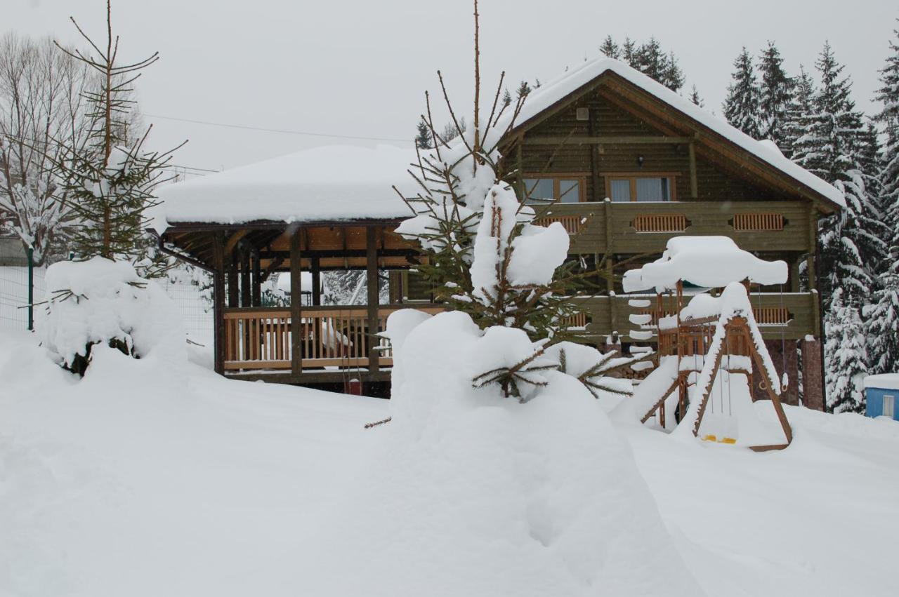 Gutsulwood Villa Yablunytsya Exterior photo